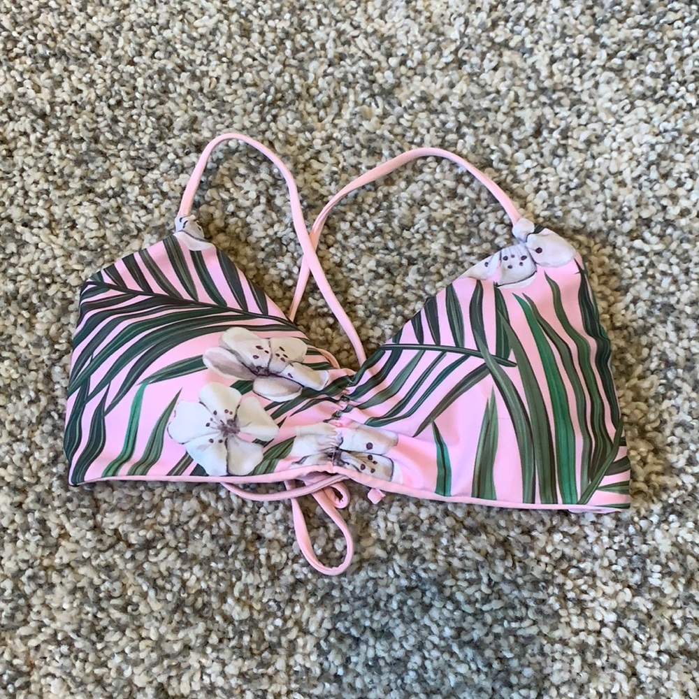GARAGE Bikini Top